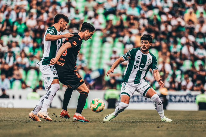 ¡Falta que se haga oficial! Santos ya tiene director técnico para el Apertura 2025