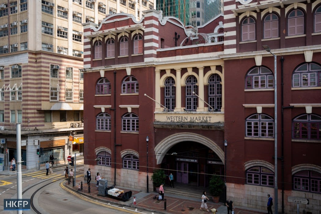 AA1Ev4Mi Hong Kong's Elderly Fabric Shop Owners Face Uncertain Future as Historic Western Market Faces Renovation