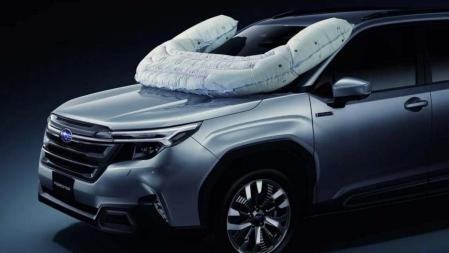 No te imaginas lo que se esconde bajo el capó de este coche: un sistema