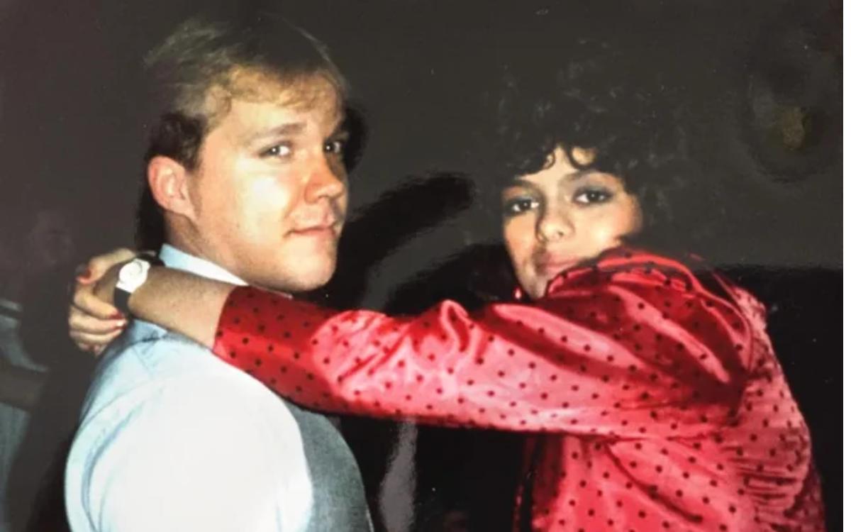 Woman Reconnects With Ex On Facebook After 27 Years, Now They're Married