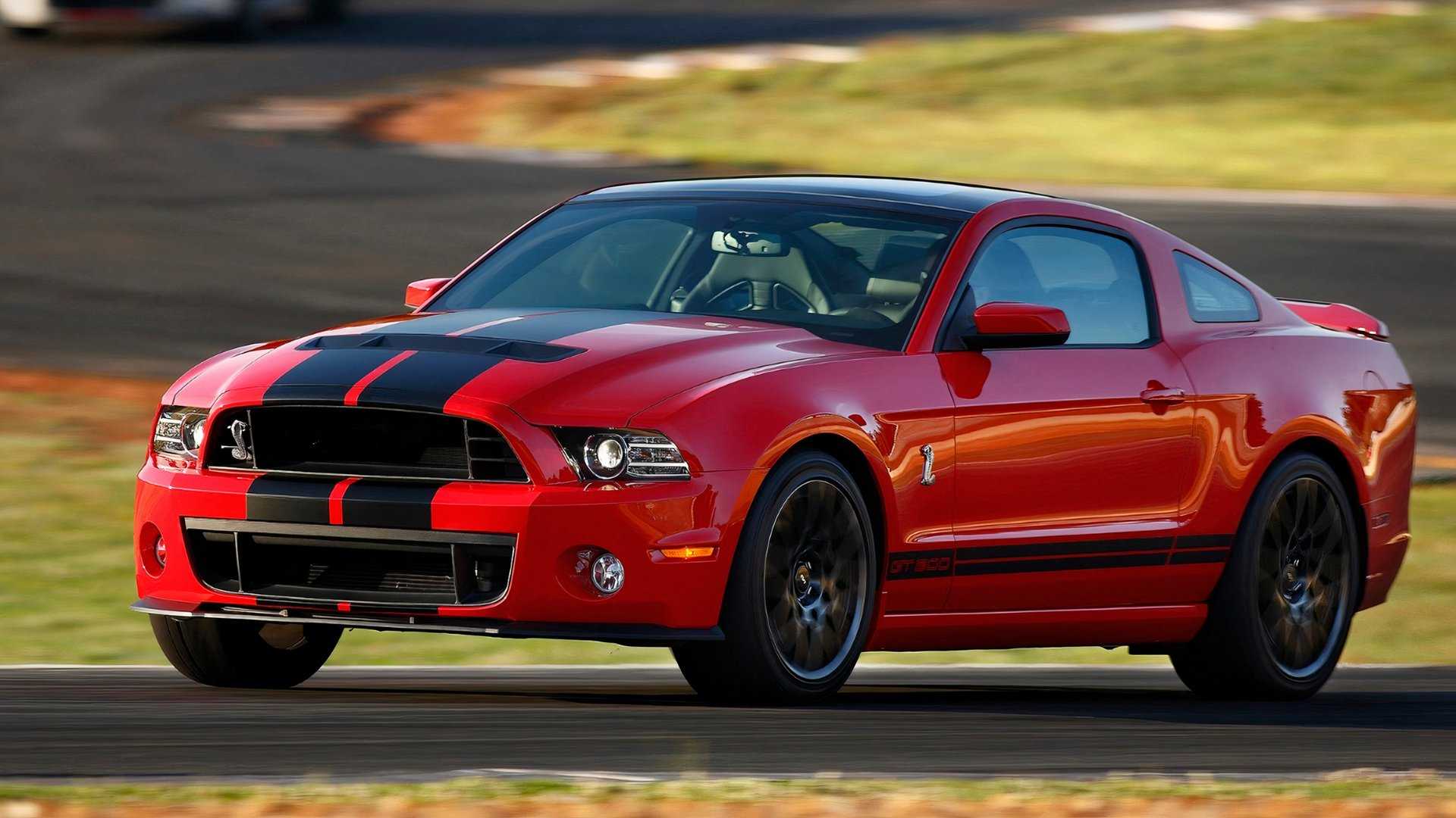 2013 ford mustang gt500 cornering on track
