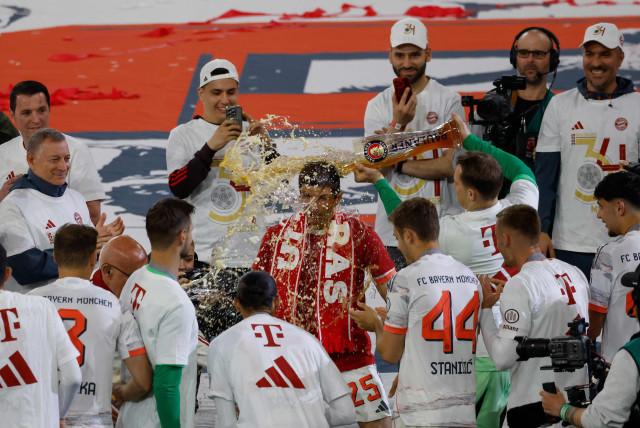 Bayern Múnich celebra un título más en Alemania. AFP