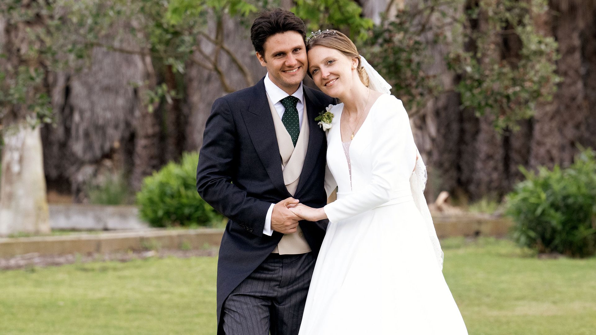 Sara Balsam and Joshua Goldstein's Wedding Website - The Knot, image size:1920x1080