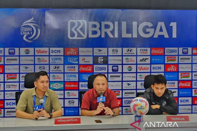 Bali United Kalah 3-0, Pelatih Sementara Persija Jakarta Senang dengan Dukungan Suporter di Rumah Lapangan