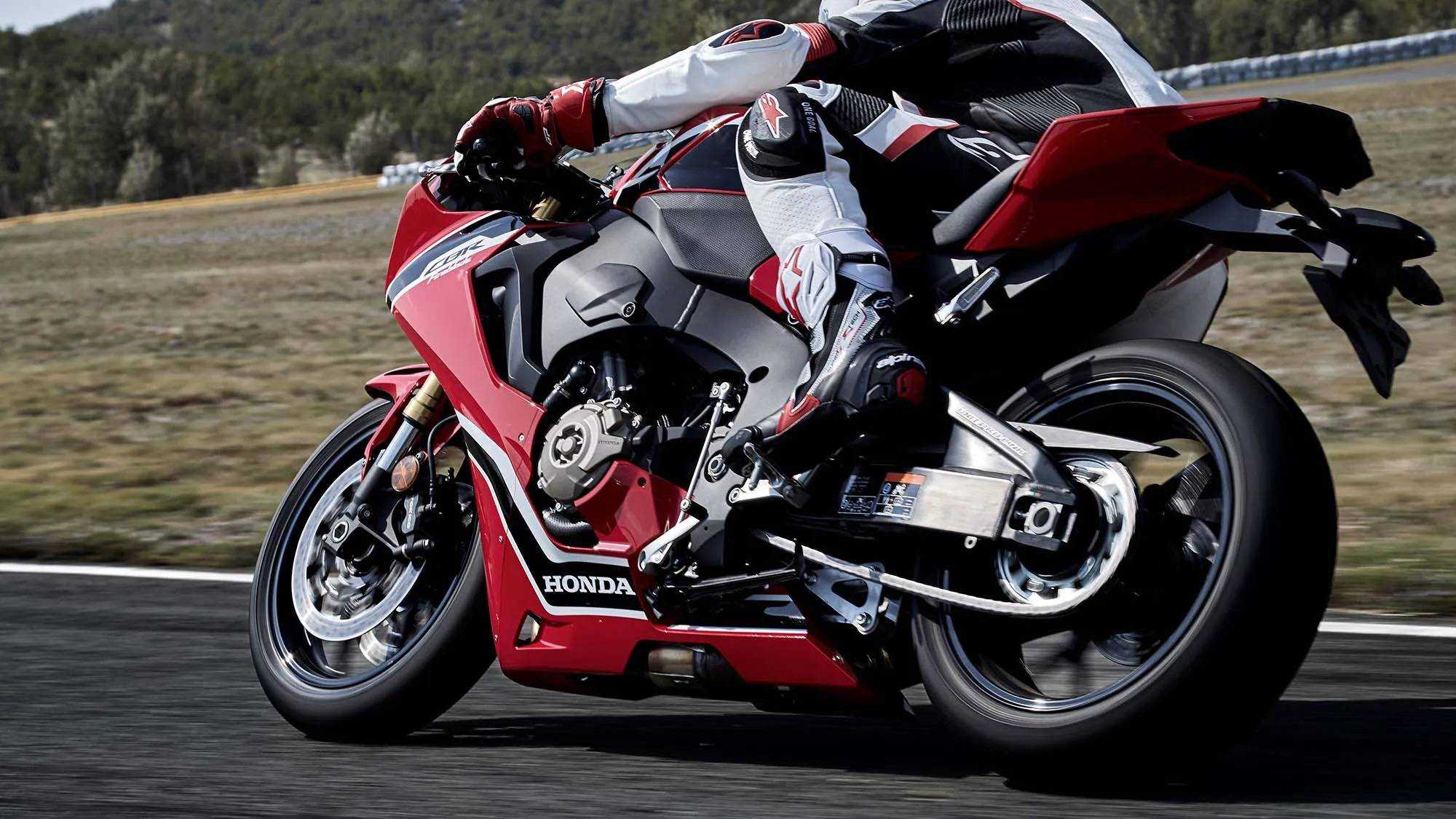 2017 Honda CBR1000RR Swingarm