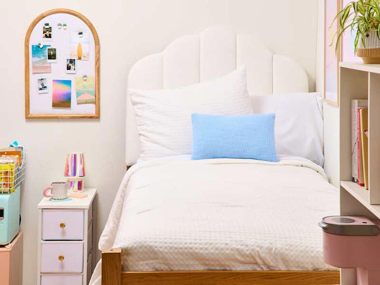 View of What Your Room's Color Scheme Says About Your Vibe (From Relaxed to ...