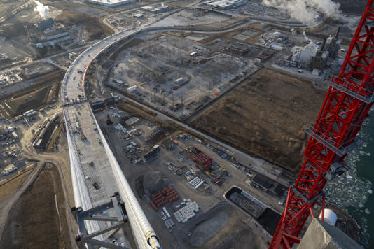 America's longest cable-stayed bridge to link US with Canada