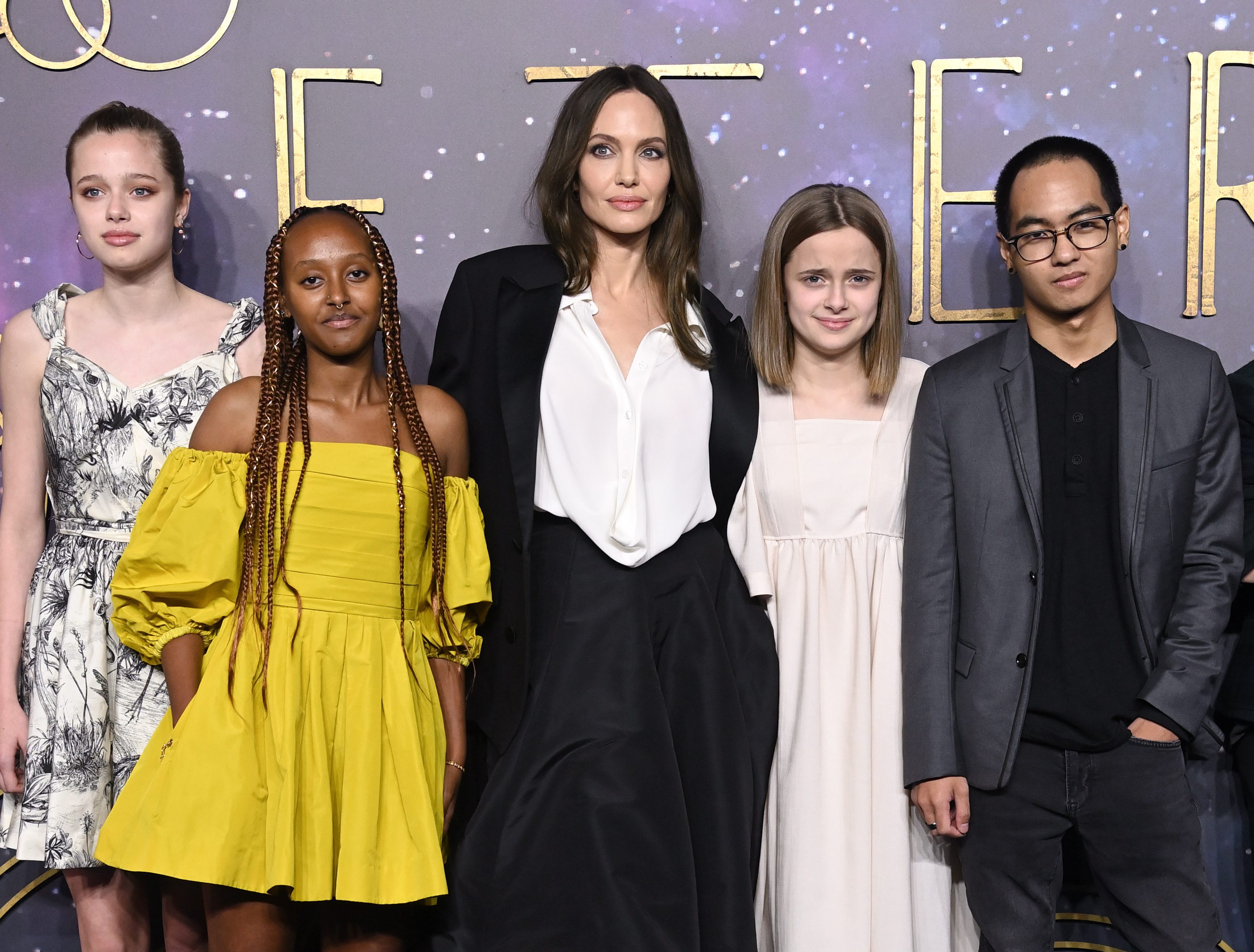 Celebrity Moms With Their Kids Photos in Honor of Mother’s Day(01)