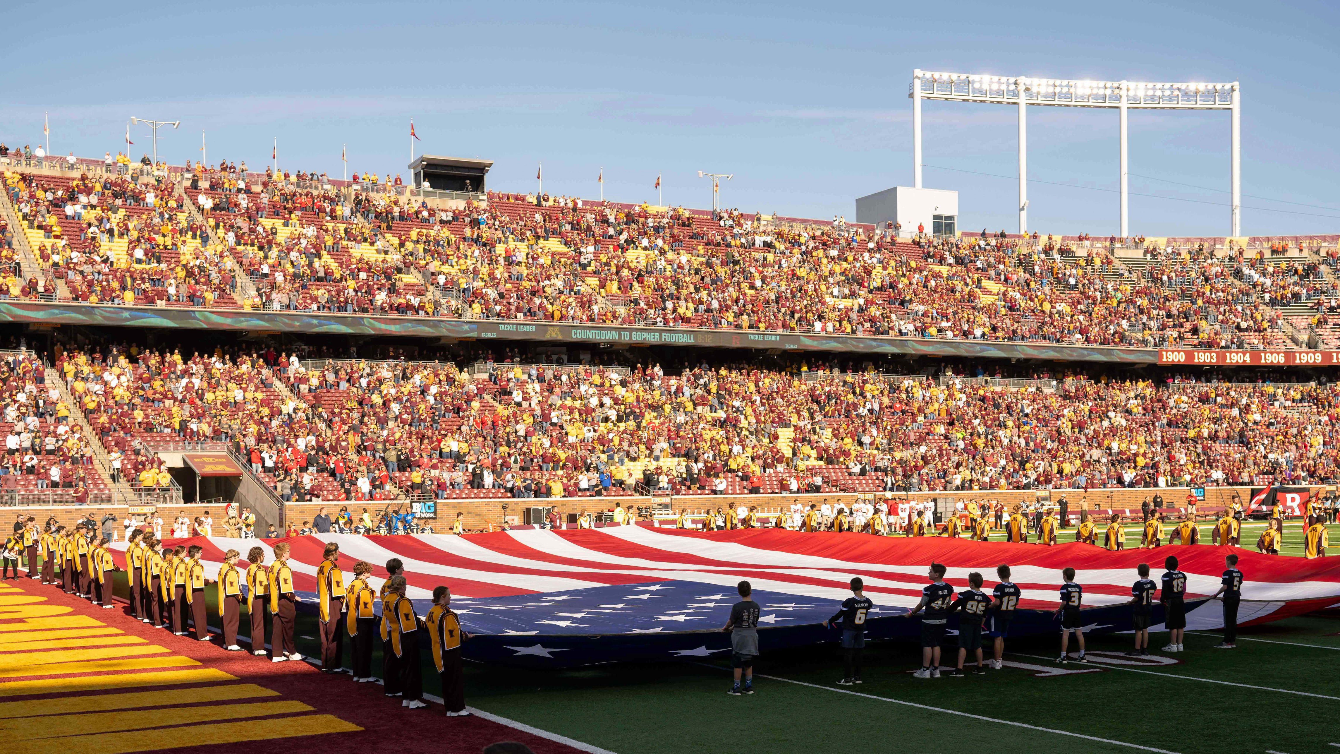 AA1F039S Rethinking the Top 18: Big Ten Football Stadiums Re-Ranked from Last to First