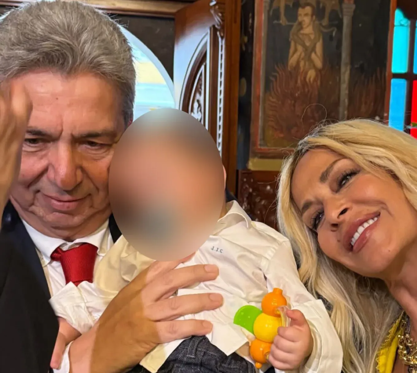 Εφοπλιστική νονά η Αννα Βίσση!