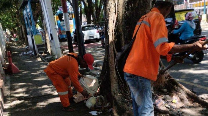 POPULER: Padang Gelisahkan, Api Kebakaran Pabrik Karet Membakar Hingga Subuh, Fadly Amran Marah Melihat Sampah di CFD