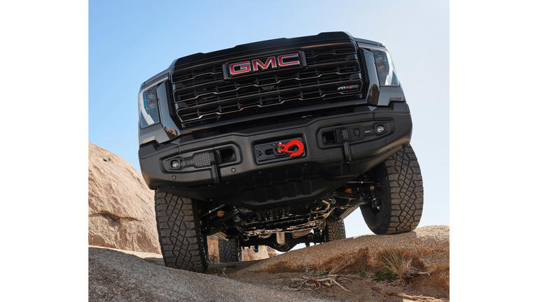 2024 GMC Sierra 2500HD AT4X First Look: Heavy Duty, Professional-Grade ...
