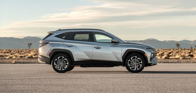 2025 Hyundai Tucson Plug-in Hybrid Review: The Sweet Spot