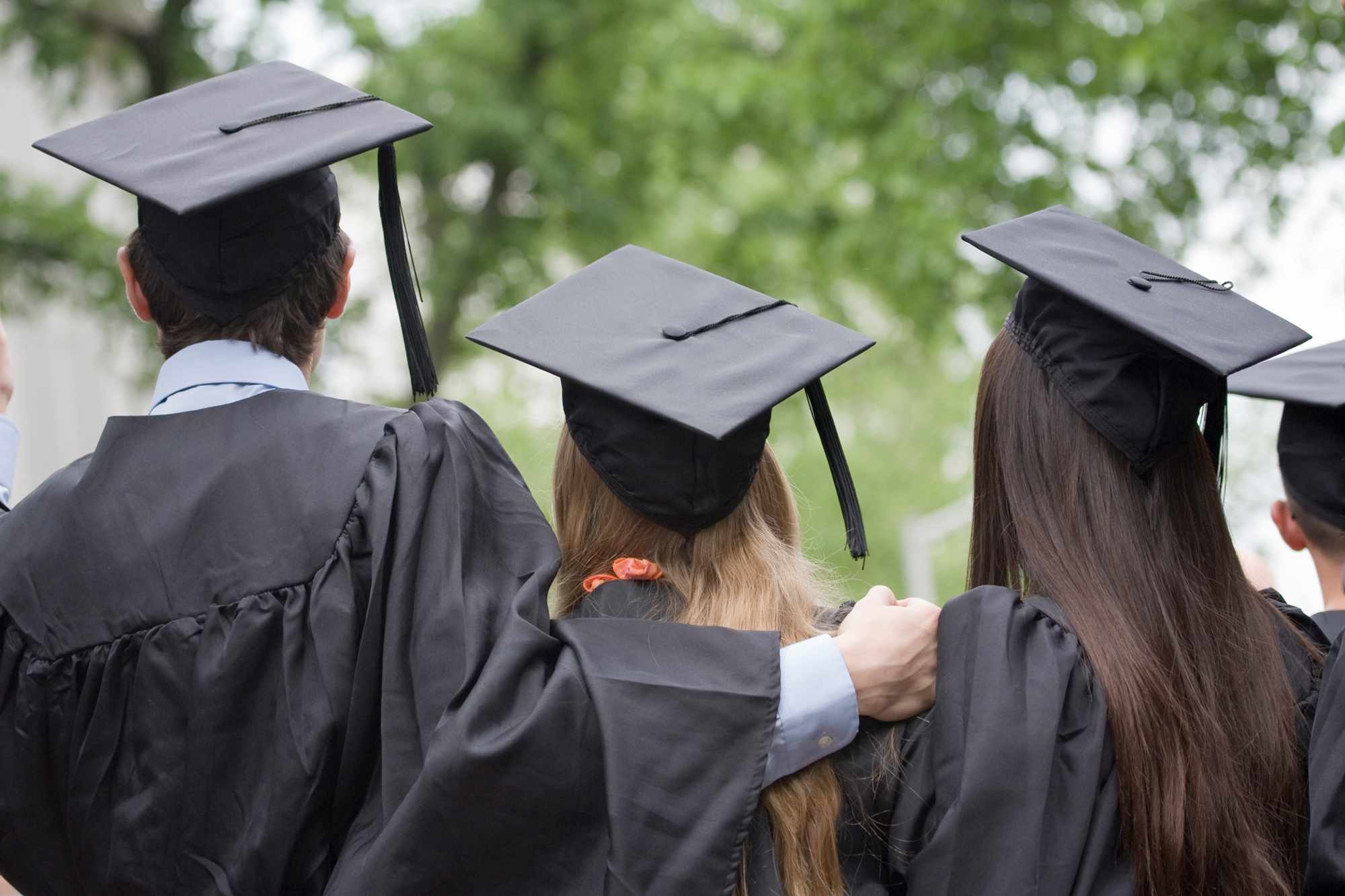 Texas Triplets Graduating from Same College ‘We’ve Gone Through