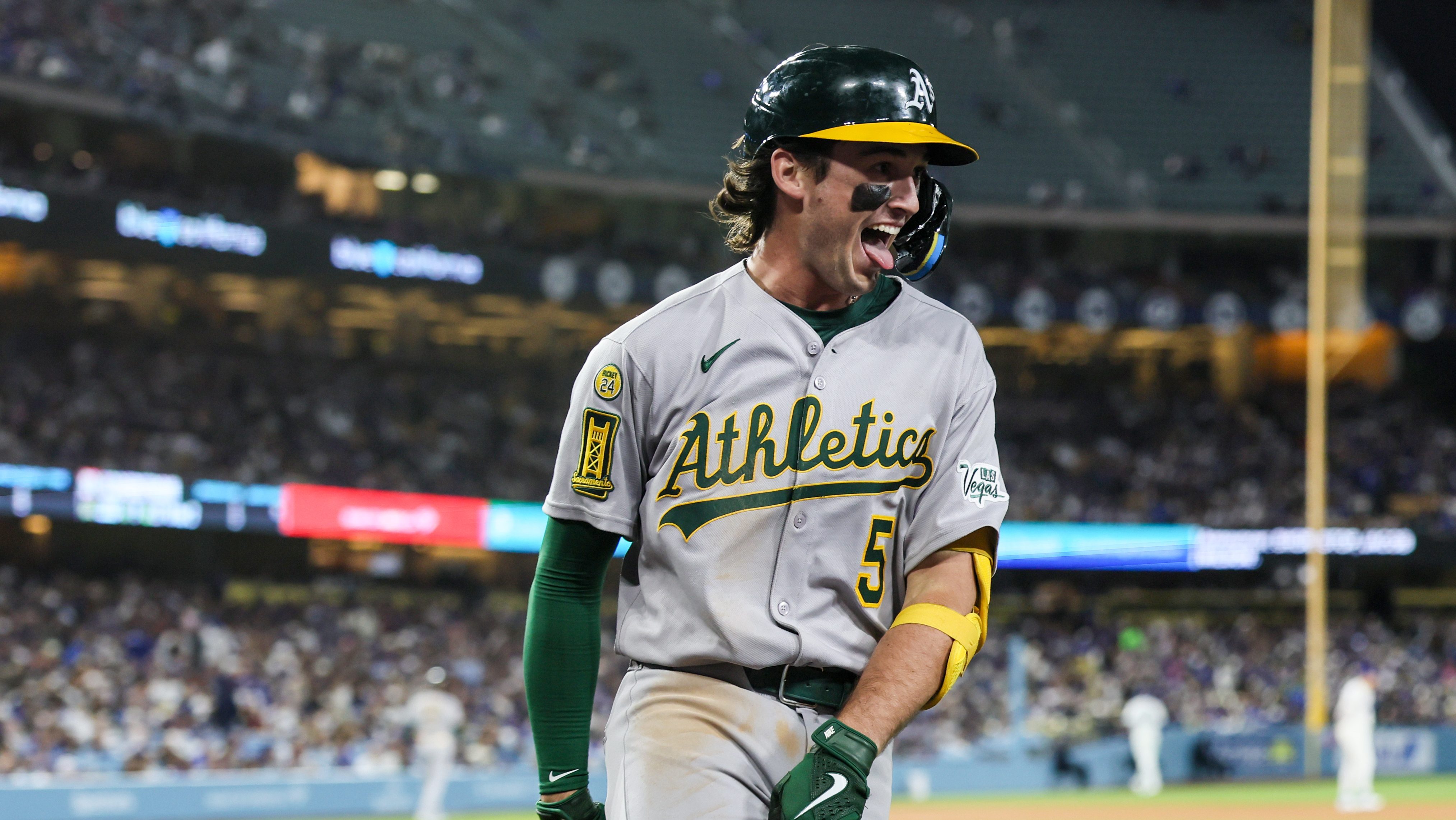 Athletics sign All-Star infielder to $70 million deal