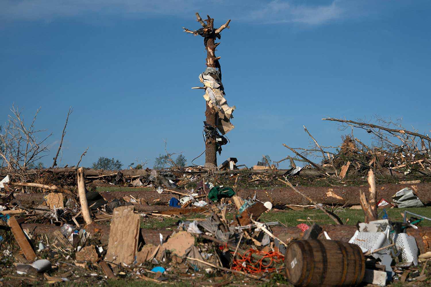 Tornado Victims Took Shelter in Bathtubs. When They Emerged, Everything