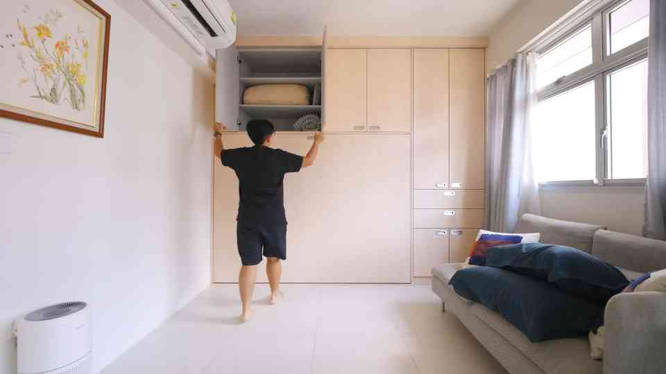 Adaptable Multifunctional Apartment with Clever Storage, Singapore ...