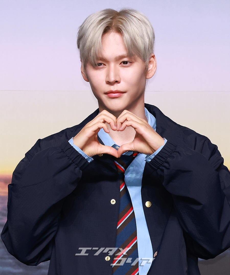 RIIZE ウンソク 専用ページ AA1F6qj5.img?w=768&h=918&m=4&q=99