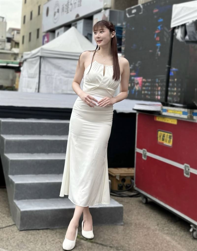 國光女神林茉晶因罹患癌症半年化療六次，副作用掉髮後直接理光頭。（圖／翻攝自林茉晶IG）