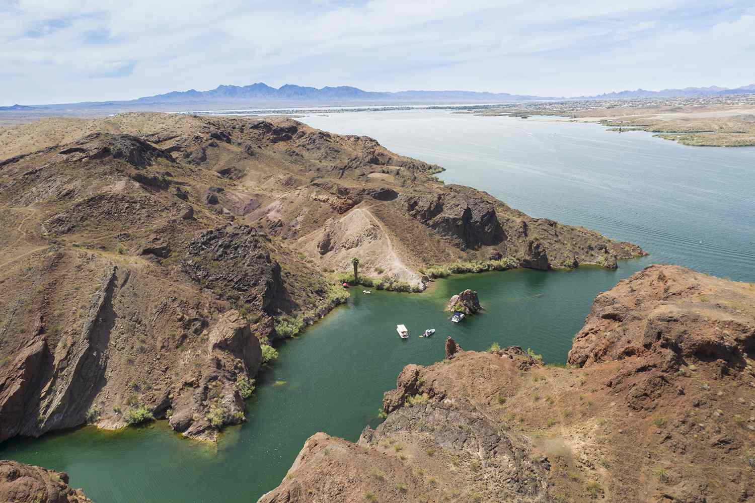 College Freshman, 18, Reportedly Dies During Lake Havasu Trip with