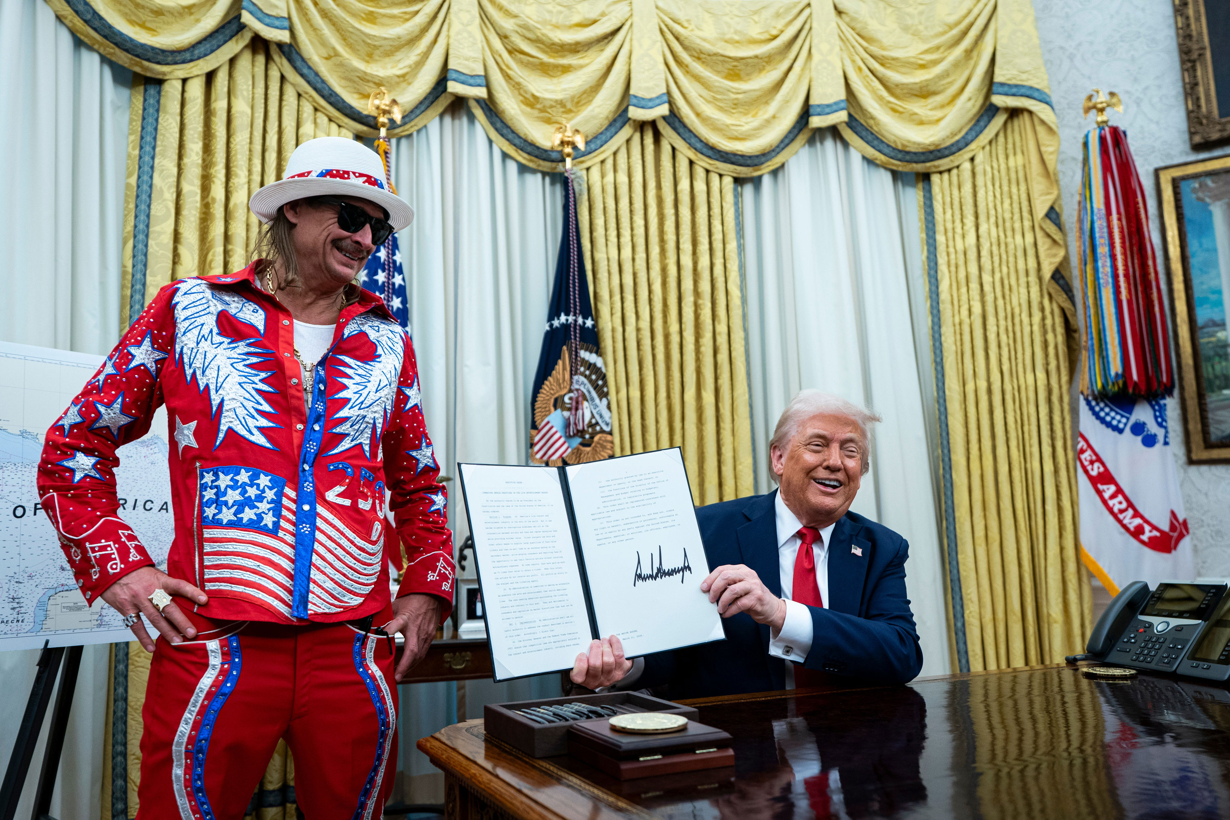 Kid Rock hits back at reports his Nashville restaurant closed to help