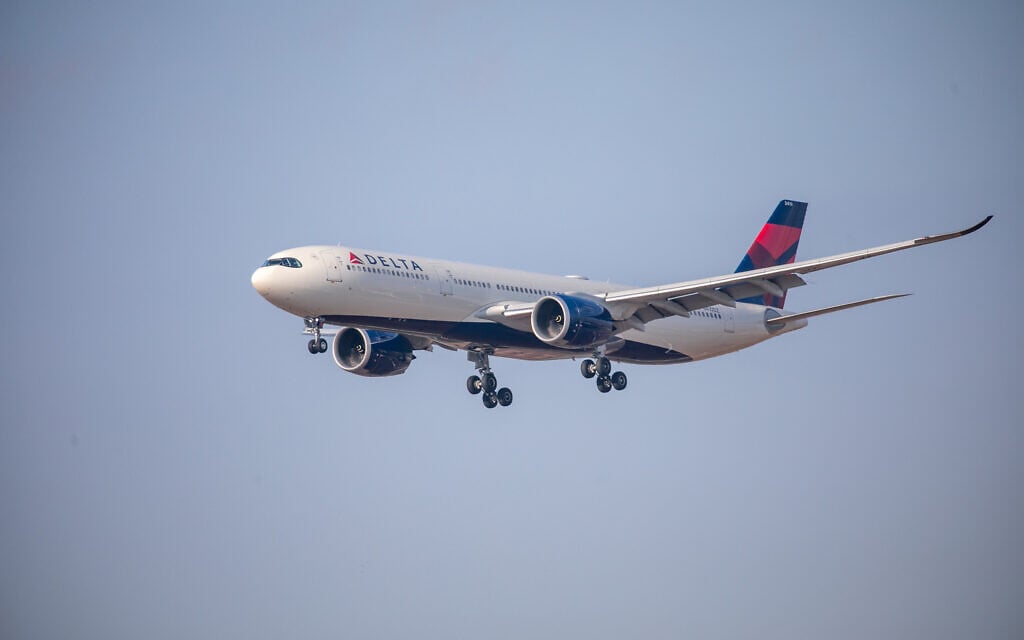 Delta extends suspension of NY and Atlanta flights to Israel through ...