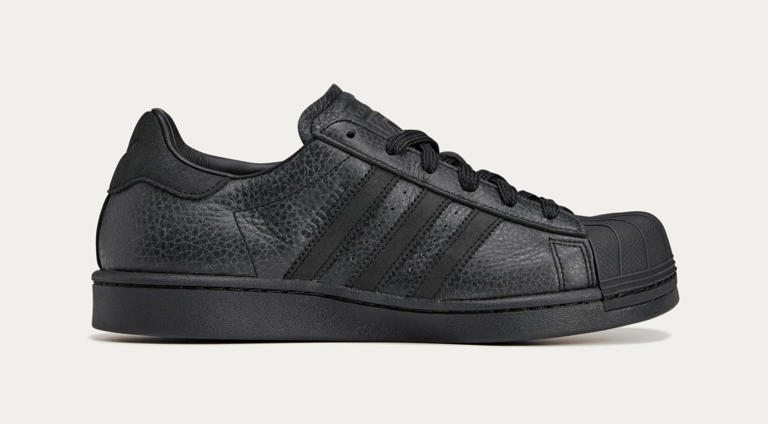【Adidas】Avavav Moonrubber スニーカー Black adidas Moonrubber by Avavav Shoes - Black | Free Shipping