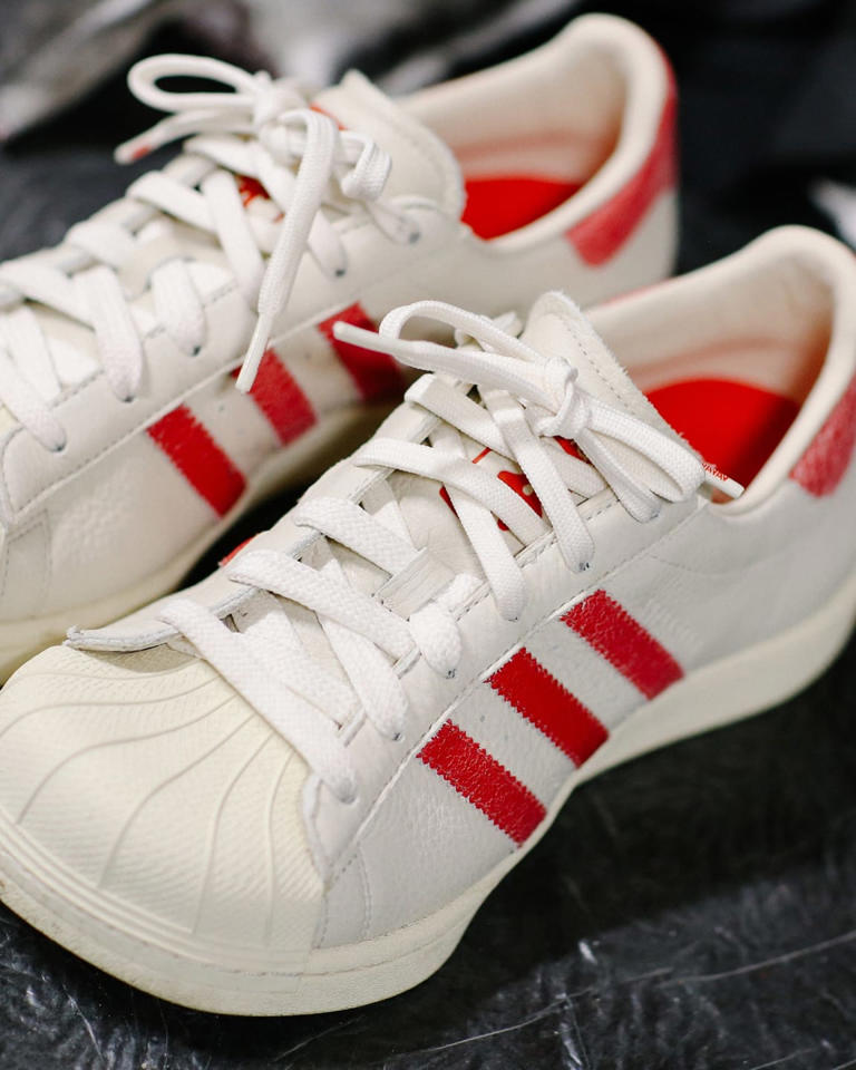 【Adidas】Avavav Moonrubber スニーカー Black AVAVAV x Adidas Moonrubber and Superstar Release in May