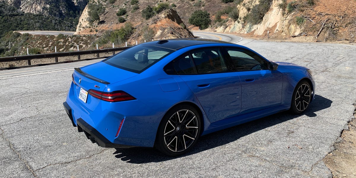 Is the BMW M5 Still Sporty with a 5,309-Pound Curb Weight?