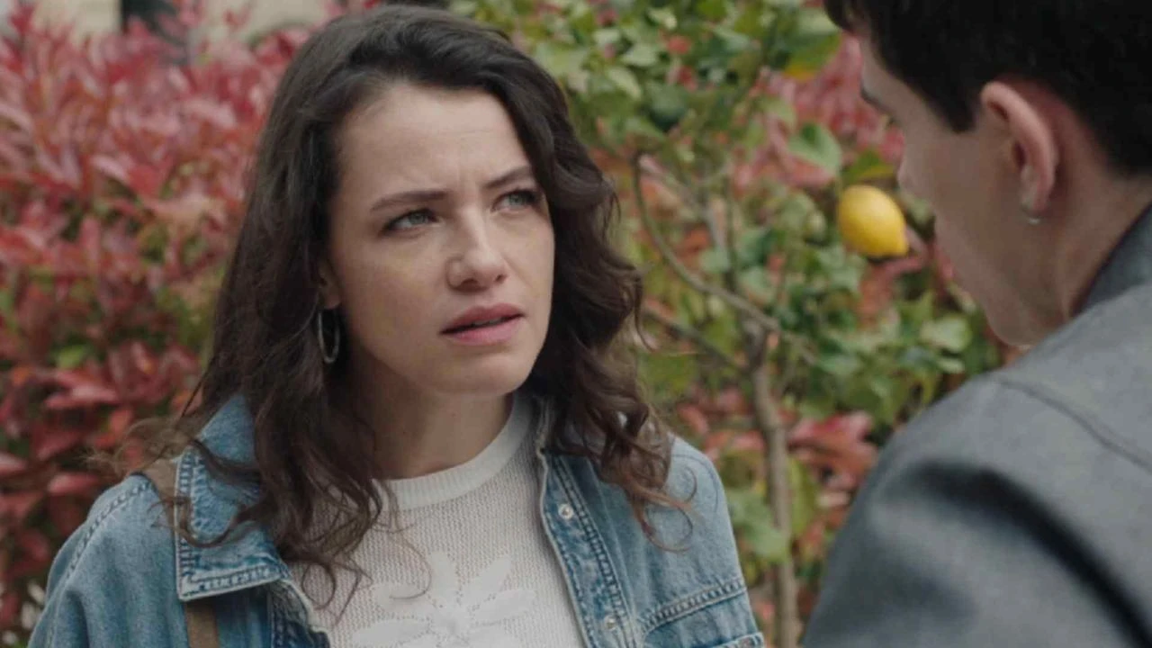 Ici tout commence : Maya et Gaspard, une romance inattendue au menu ? Les  détails exclusifs !-divertissement | TIPSLIFEHACKS