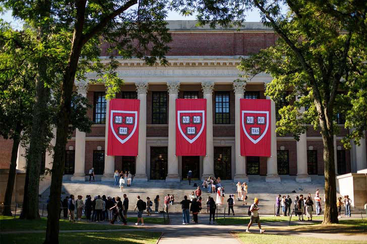 Harvard offers free courses on US history and politics — here's how to ...