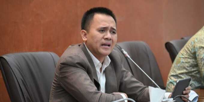 Tarif PLN Naik Hingga 50% Usai Diskon, Anggota DPR RI Marah Sebut PLN Rampok