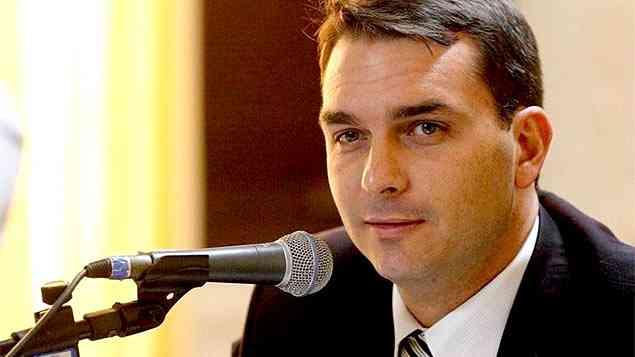 Flávio Bolsonaro foi eleito, no Rio de Janeiro, para o Senado