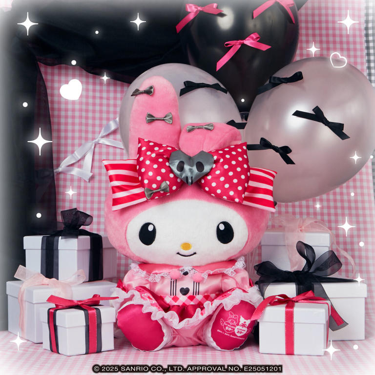 セブンイレブン】マイメロディ＆クロミの周年記念Happyくじ発売