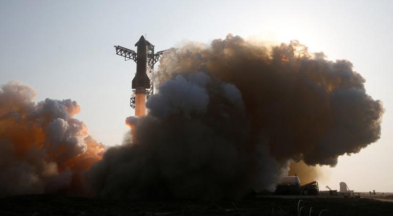 SpaceX's next-generation Starship spacecraft atop its Super Heavy booster is launched on its ninth test at the company's launch pad in Starbase, Texas, U.S., May 27, 2025. REUTERS/Joe Skipper