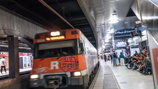Atención: las líneas R2 Nord y R11 de Rodalies Renfe, sin servicio en ...