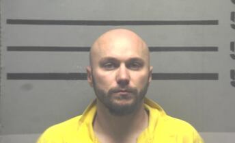 MPD: Man arrested on child sexual abuse charges