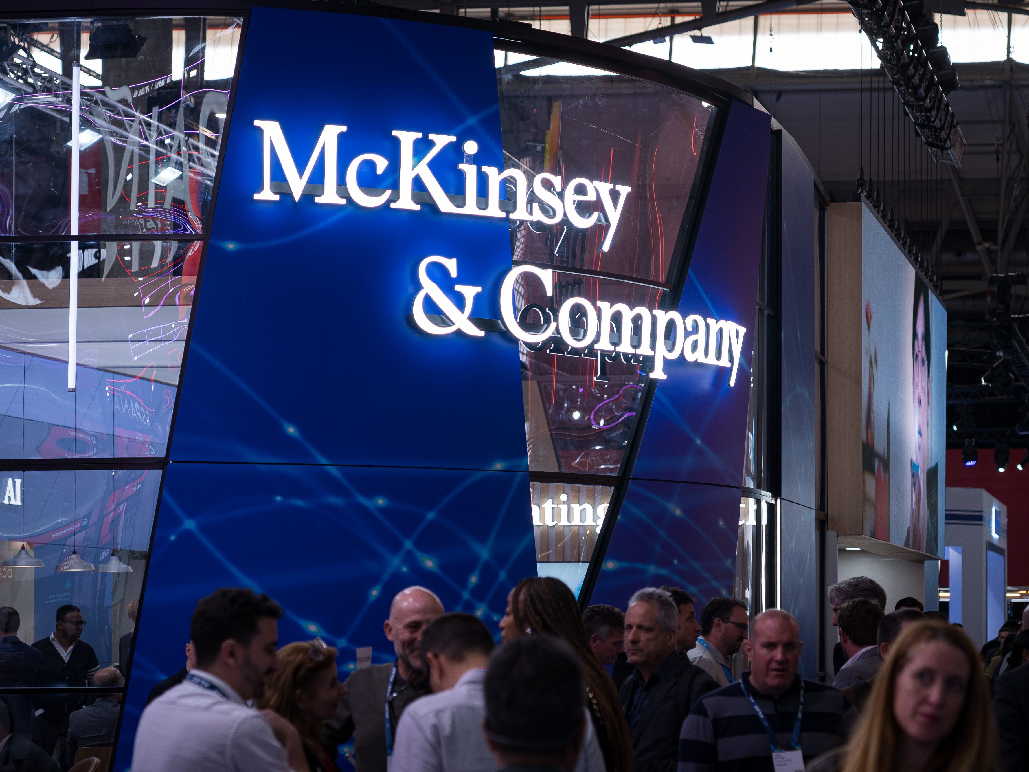 McKinsey's staff numbers have dropped by more than 10% in the last 18 ...