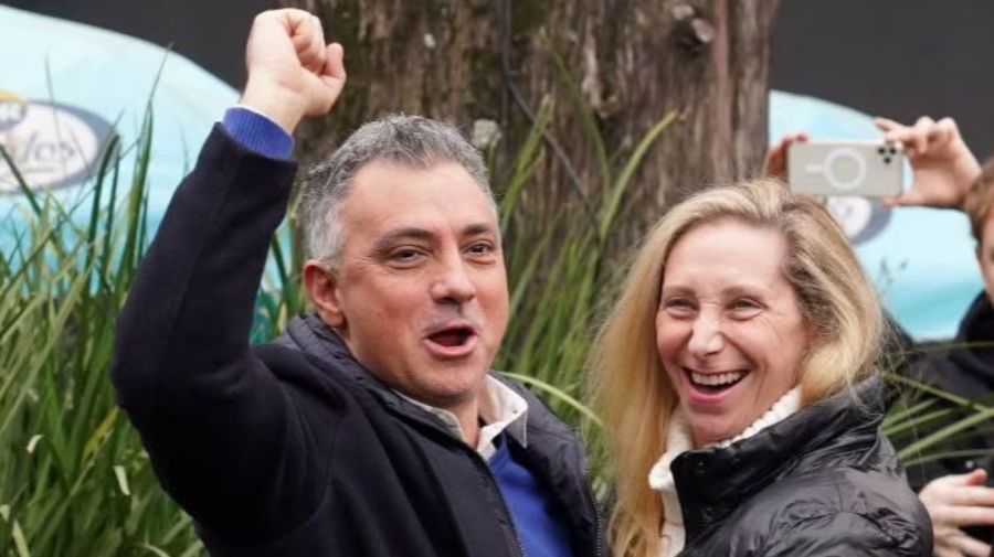 Karina Milei y Sebastián Pareja, armadores de La Libertad Avanza.