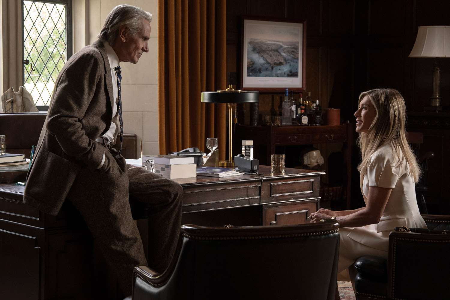 Jeremy Irons Admits He'd 'Never Seen' “The Morning Show” But Couldn't