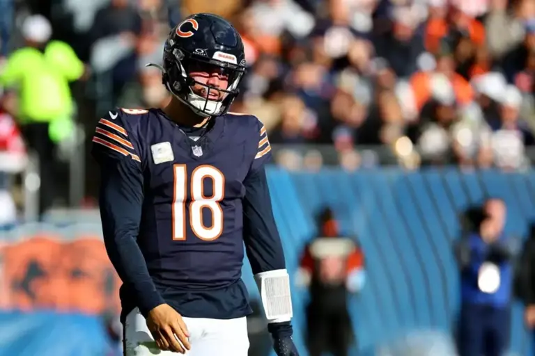 Bears QB Caleb Williams throws multiple INTs in horrible practice