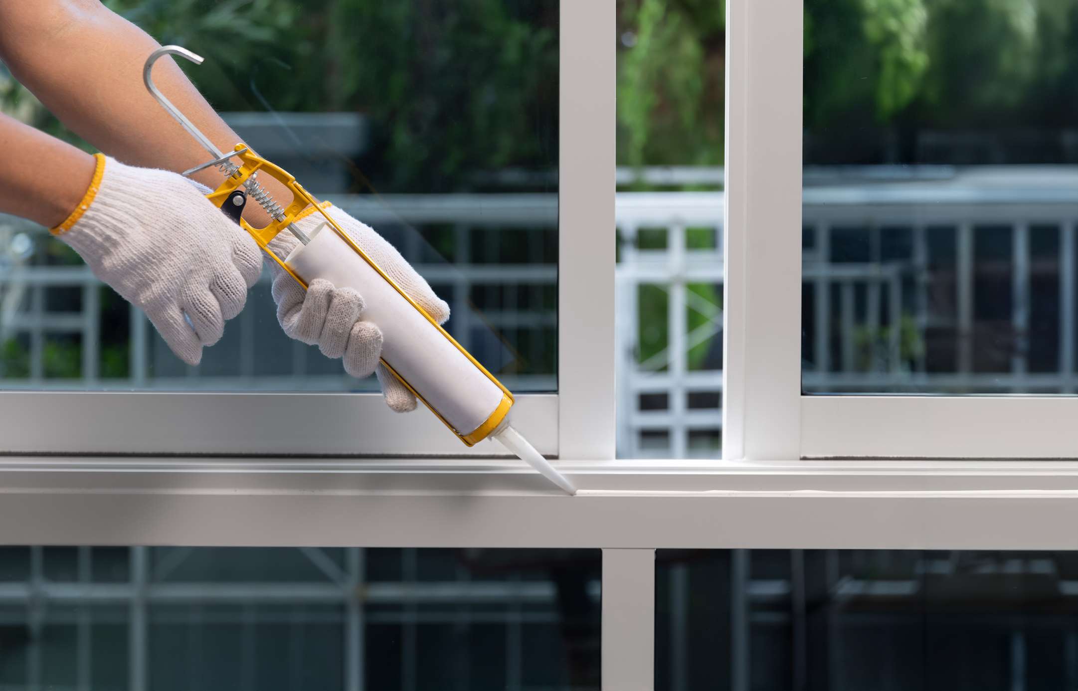 7 Things Contractors Never Keep for Longer Than a Year (and You Shouldn