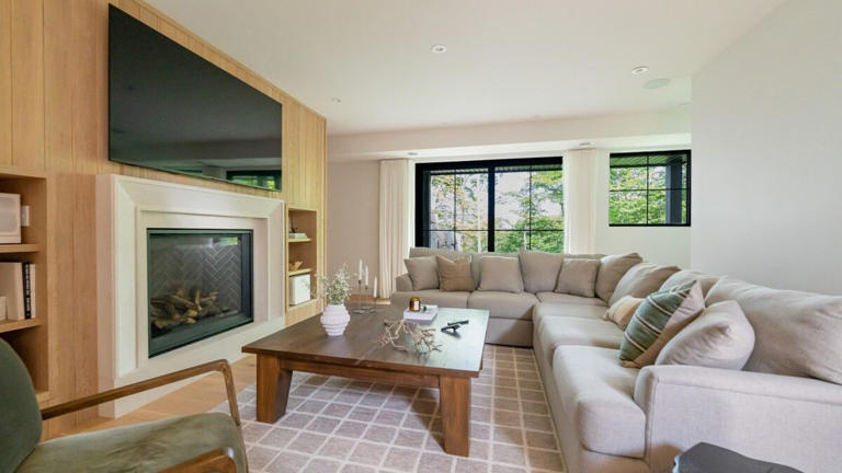 15 Luxury Long-Term Airbnb Rentals for Living Large Around the Globe