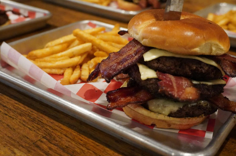 Big Daddy Burger named best burger in Arkansas