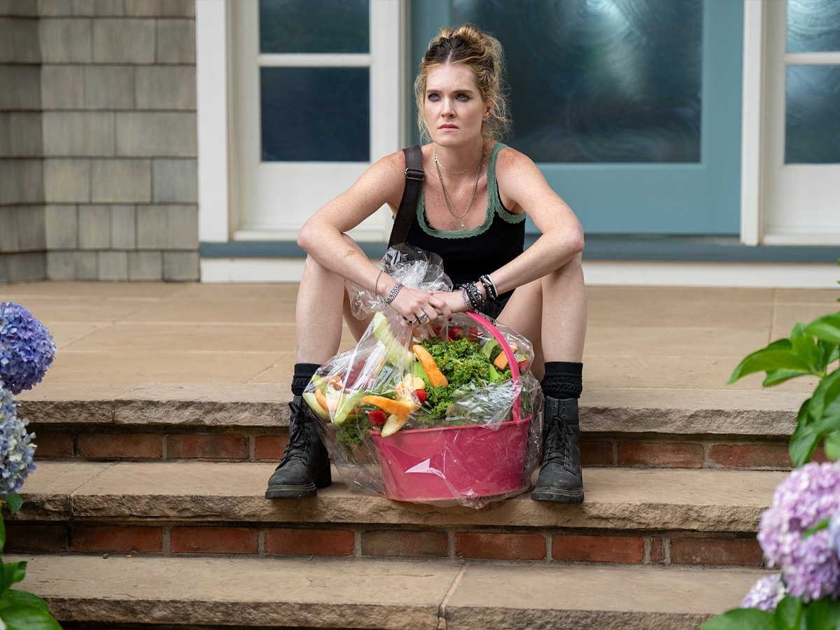 Meghann Fahy in ‘Sirens’ (2025) | Image: Netflix