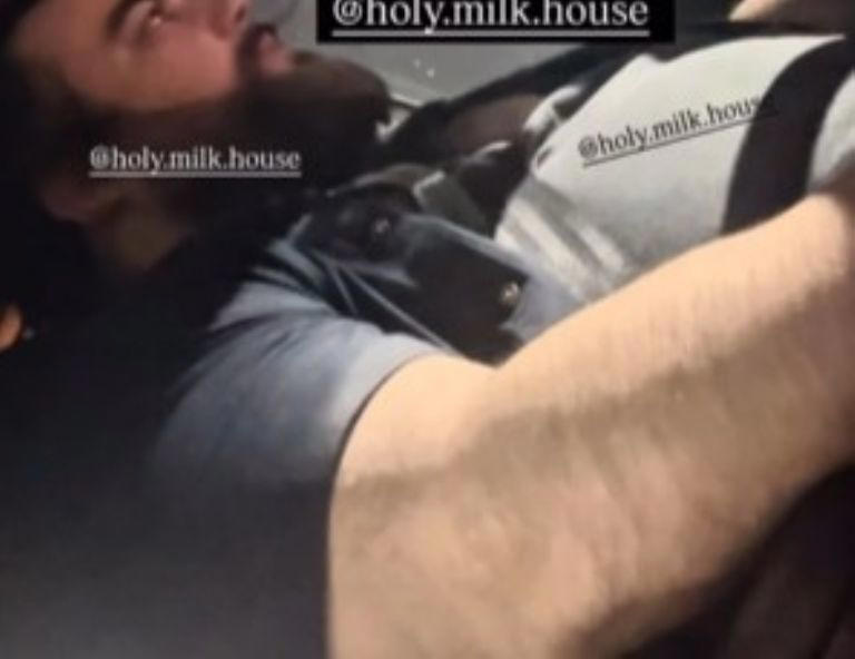 José Luis Reséndez tuvo un cambio significativo en su imagen. Foto IG/holy.milk.house