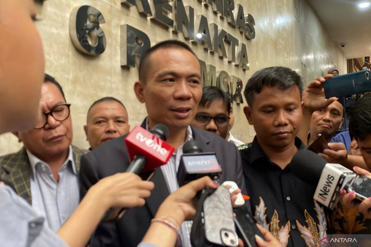 Rismon Sudah Lama Akui Ijazah Jokowi Asli, tetapi Terjebak Permainan Roy Suryo