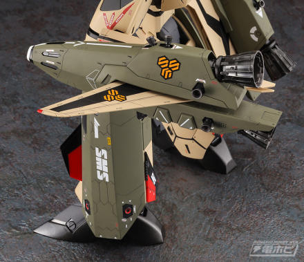郵送買取 新品5台以上送料無料キャンペーン中！！  劇場版 マクロスF ～サヨナラノツバサ～』河森正治氏監修キット フォルダー・書類入れ