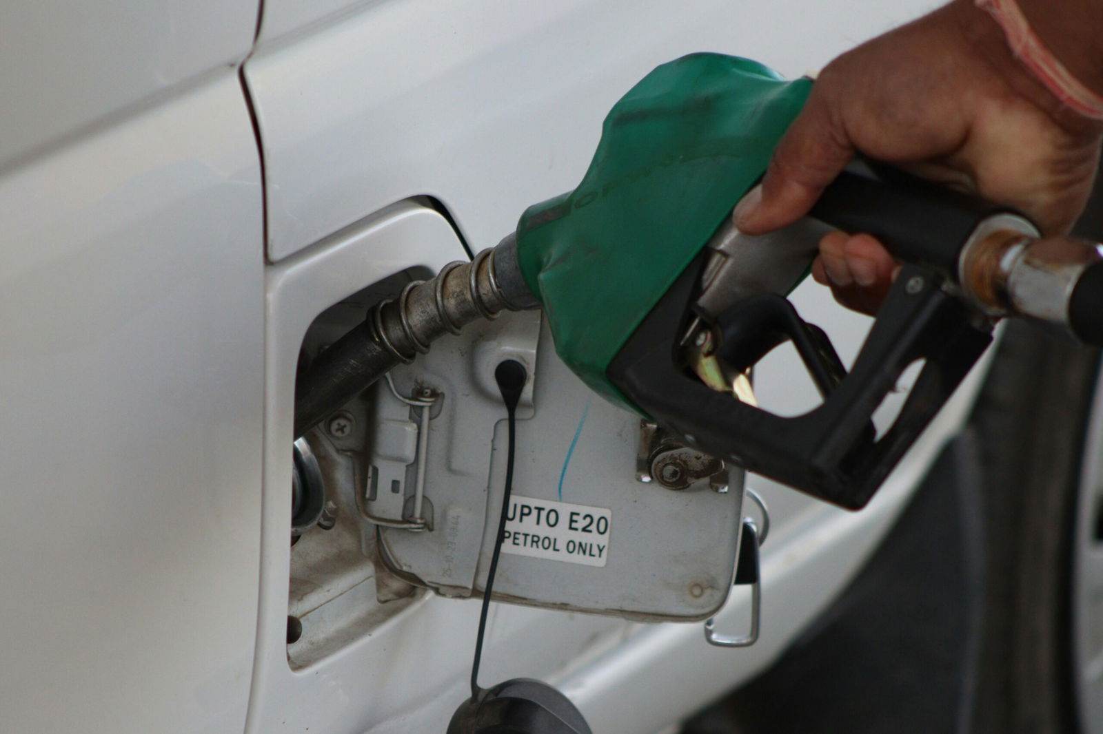 Gas prices soar across US as Iran war leads to global oil supply ...