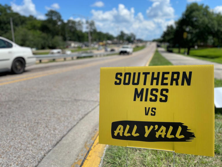 Expect heavy traffic in Hattiesburg for baseball tournament